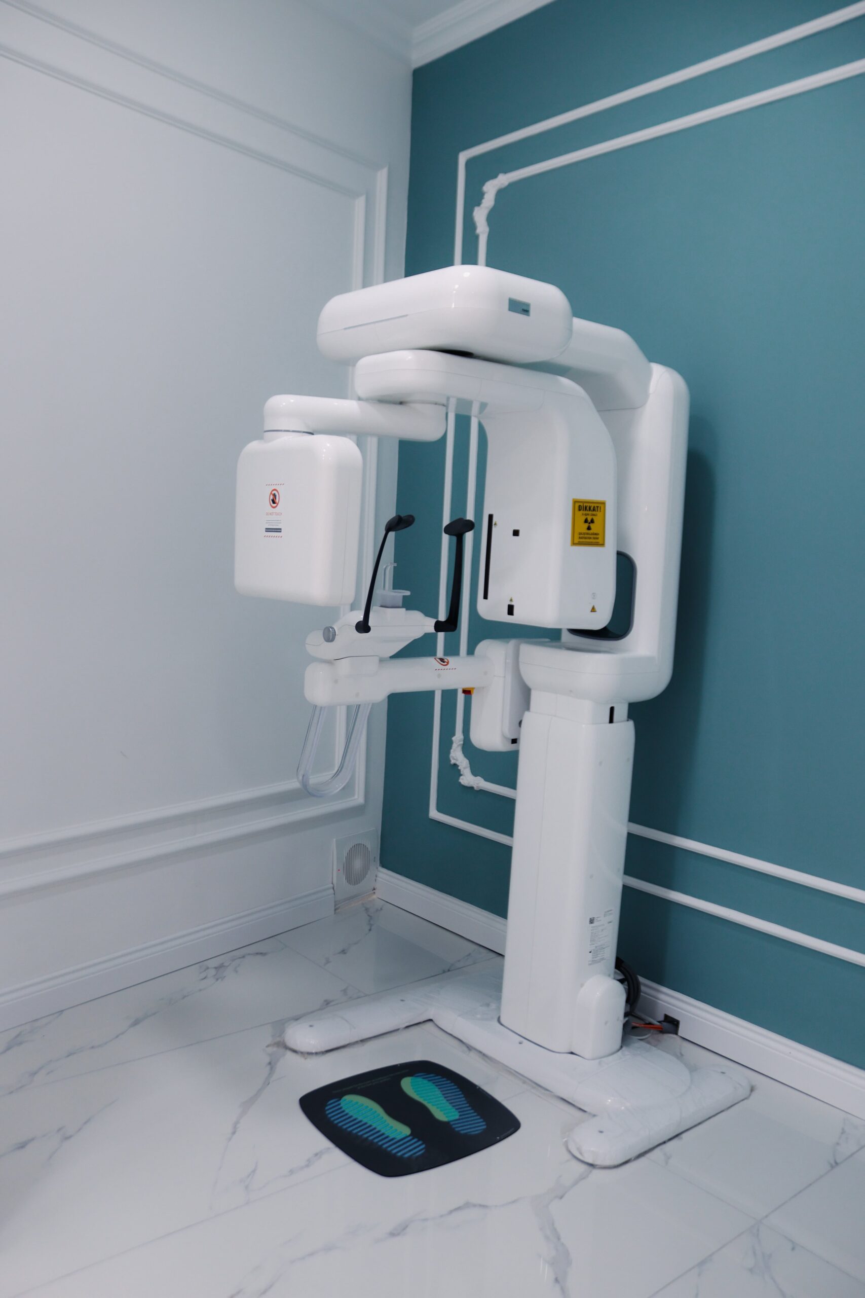 standing-white-x-ray-machine.jpg