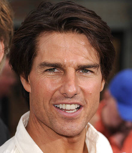 tom-cruise-center-tooth.jpg